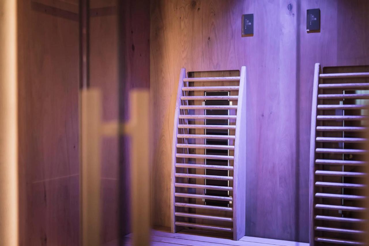 Majestic - Unique Spa Resort Brunico Bagian luar foto