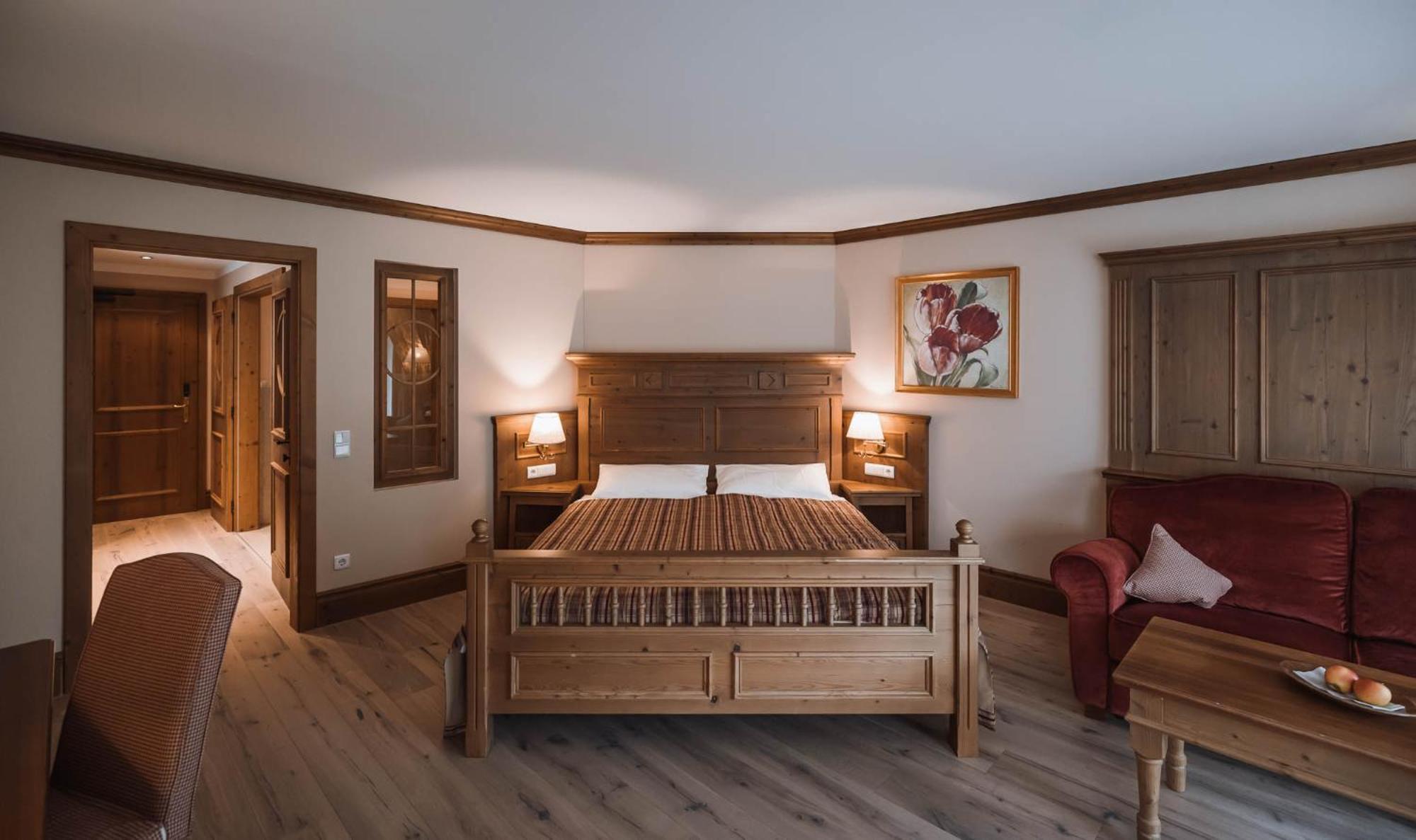Majestic - Unique Spa Resort Brunico Bagian luar foto